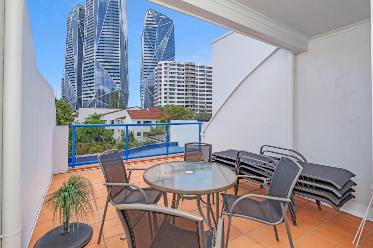 Surfers Beach Resort One โกลด์โคสต์ ภายนอก รูปภาพ