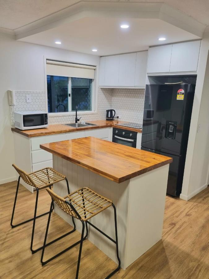 Surfers Beach Resort One โกลด์โคสต์ ภายนอก รูปภาพ